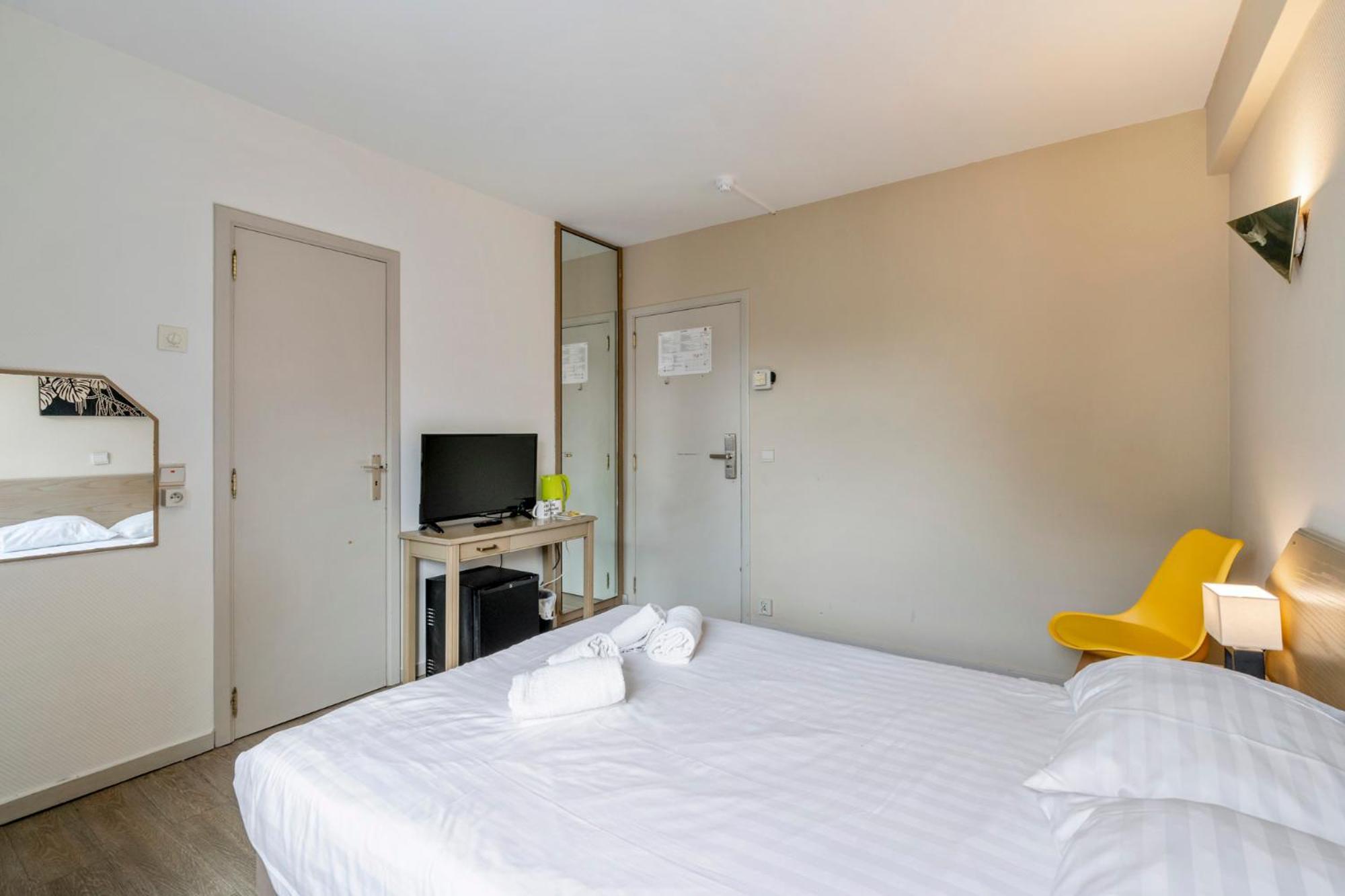 Sleep & Go Brussels South Hotel Waterloo Exterior photo