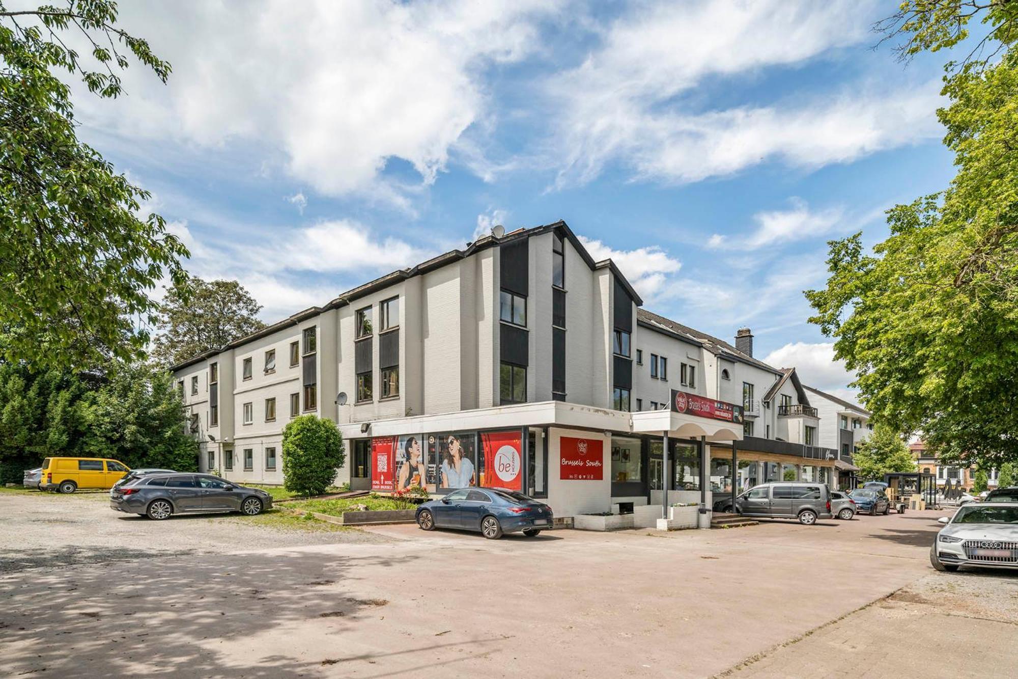 Sleep & Go Brussels South Hotel Waterloo Exterior photo